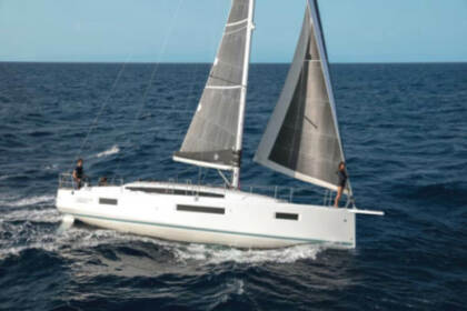 Hire Sailboat Jeanneau Sun Odyssey 410 Lefkada