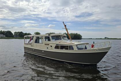 Alquiler Lancha Crown Yachts Crown Cruiser Woudsend