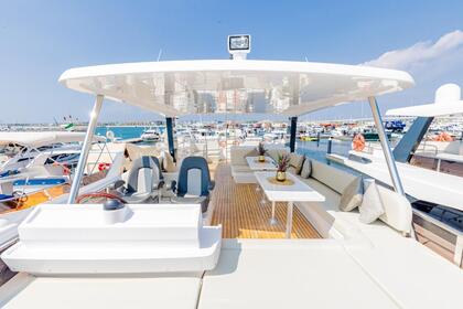 Verhuur Motorjacht AST 2024 Dubai