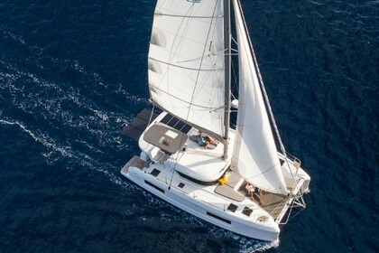 Hire Catamaran  Lagoon 38 Furnari