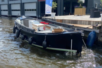 Charter Motorboat Zomerrak II Sneek