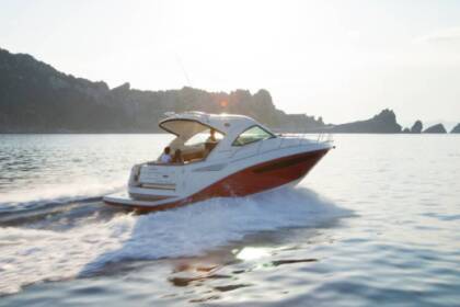 Charter Motorboat Sea Ray Sundancer 355 Hyères