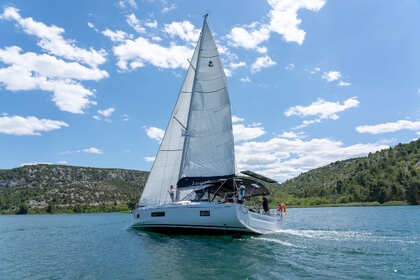 Hyra båt Segelbåt Bénéteau Oceanis 51.1 - 5 + 1 cab. Skradin