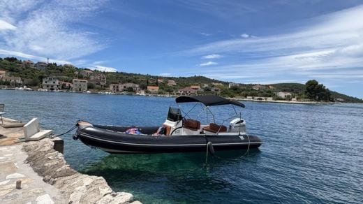 Trogir RIB Tiger Marine Proline 740 alt tag text