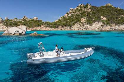 Charter RIB Trident 8m 200 Hp Santa Teresa Gallura