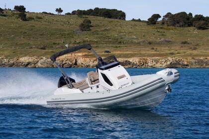Hire RIB Italboats Predator 700 T Pula