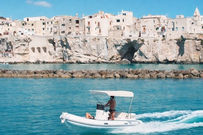 Hyra båt RIB-båt Master Master Vieste