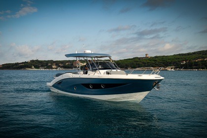 Hyra båt Motorbåt Sessa Marine Key Largo 34 lb Porto Cervo