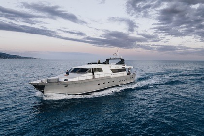Rental Motor yacht Canados Canados 90' Monaco