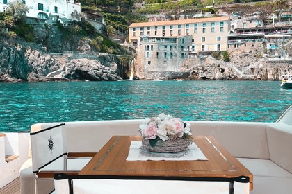 Ενοικίαση Μηχανοκίνητο σκάφος Rizzardi 48in Κάπρι