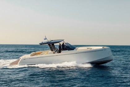Hire Motor yacht Pardo Pardo 43 Glyfada