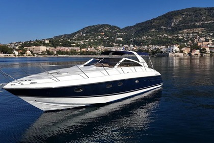 Location Bateau à moteur Princess V42 Beaulieu-sur-Mer