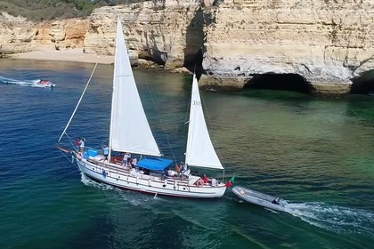 Alquiler Goleta Classic Sailboat Albufeira