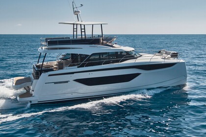 Noleggio Yacht a motore Prestige Yachts M48 Capri