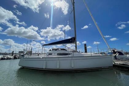 Charter Sailboat Kirié Feeling 32 Sète