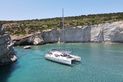 Rental Catamaran DUFOUR NAUTITECH 475 Milos