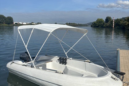 Location Bateau à moteur Jeanneau Cap 370 sans permis Rouen