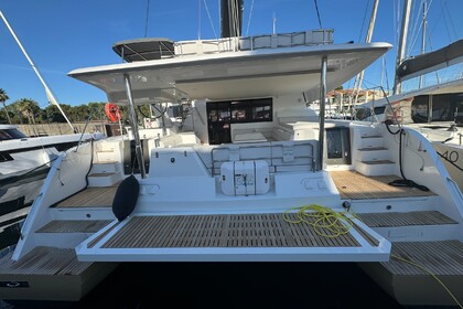 Charter Catamaran  Aventura 45 Grimaud