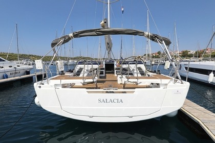 Rental Sailboat Hanse Yachts Hanse 460 - 4 cab. Šibenik
