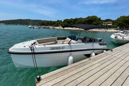 Hire Motorboat Arrow Abaris 23 Split