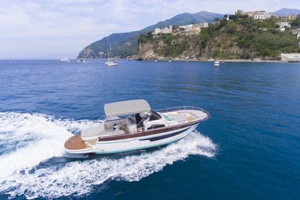 Location Bateau à moteur Acquamarina Gozzo walkaround 9,5 Vico Equense