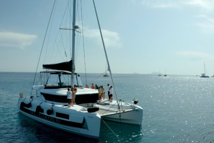 Hire Catamaran Lagoon 46 Santorini