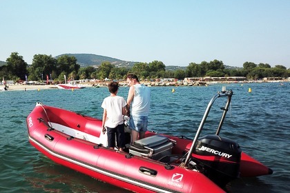 Hire RIB Zodiac Pro 500 Grimaud