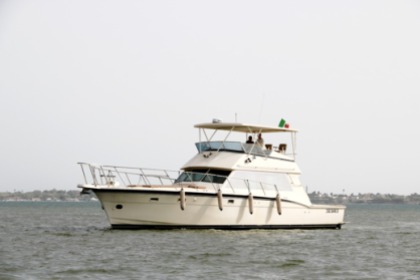 Charter Motorboat Hatteras 52 Marzamemi