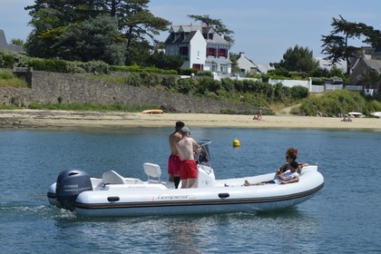 Rental RIB Capelli Capelli Tempest 625 easy Arradon