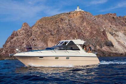 Hire Motorboat ARCOA 33 Santorini