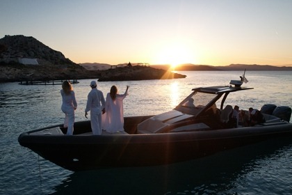 Ενοικίαση Φουσκωτό TECNHOHULL EXPLORER 40 Alimos Marina