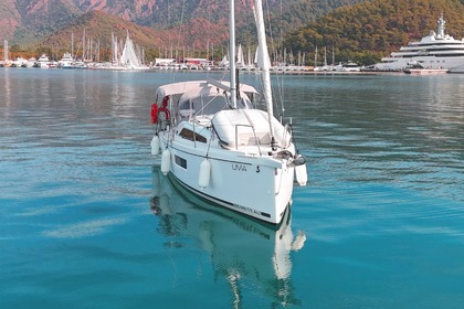 Aluguel Veleiro Beneteau Oceanis 30.1 Marmaris