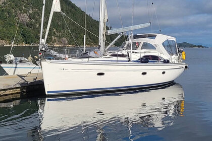 Czarter Jacht żaglowy  Bavaria 44 Vision Hjellestad