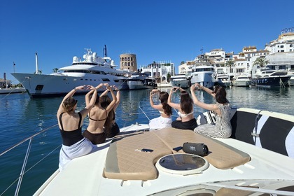 Noleggio Barca a motore Princess V45 14 metros Marbella