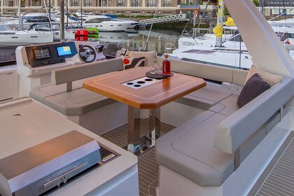 Hire Sailboat  Moorings 403 PC Road Town