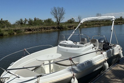 Charter Motorboat Jeanneau Cap Camarat 5.5 cc Palavas-les-Flots