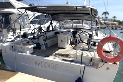Verhuur Zeilboot Beneteau Oceanis 51.1 Cala d'Or