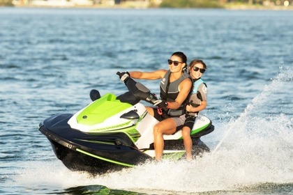 Charter Jet ski Yamaha EX Roses