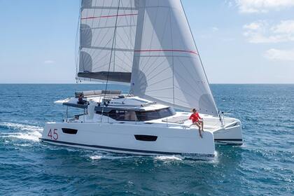 Ενοικίαση Καταμαράν Fountaine Pajot Fountaine Pajot Elba 45 ELECTRIC - 4 + 2 cab. Όλμπια