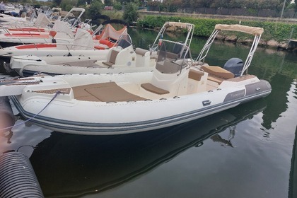 Location Semi-rigide Capelli Capelli Tempest 700 Hyères