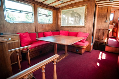 Hyra båt Motorbåt Navetta Classic Trowler Venedig