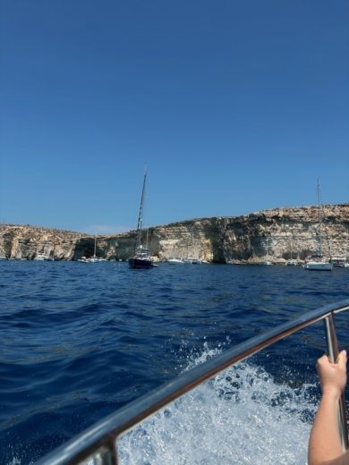 Malte Motorboat Buccaneer 24 ft open motorboat alt tag text