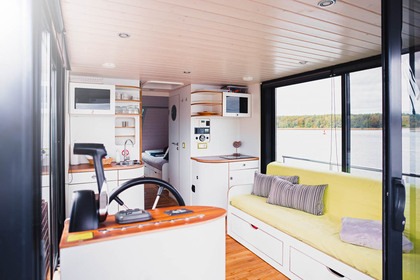 Rental Houseboats Nautilus Nautino Maxi Mecklenburgische Seenplatte