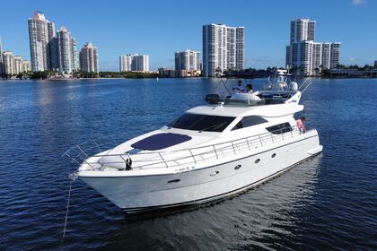 Rental Motorboat Uniesse Flybridge 55' Punta Cana