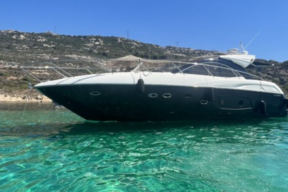 Hire Motorboat Sunseeker PORTOFINO48 Bandol