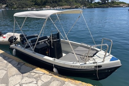 Charter Motorboat Assos 460 Paxi