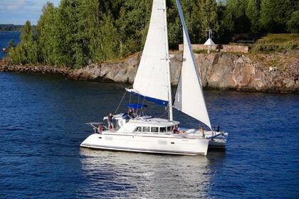 Location Catamaran LAGOON 440 Charter edition Helsinki