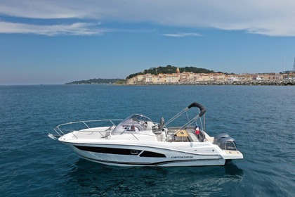 Charter Motorboat Jeanneau Cap Camarat 9.0 Wa Cogolin