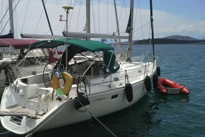 Rental Sailboat  Oceanis 381 Volos
