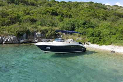 Charter Motorboat Eolo 650 Day Stari Grad